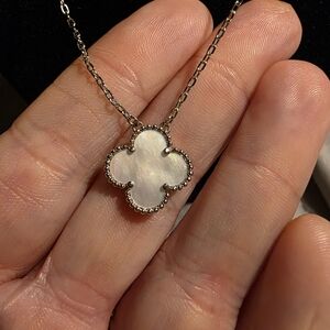USED....Elegant Silver With A  White Shell Clover Necklace.